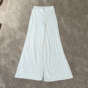 White Lulus wide leg pants size S